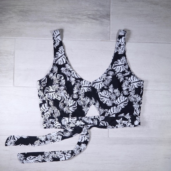 Lucy Love Tops - Harlow Tie-Back Crop Top